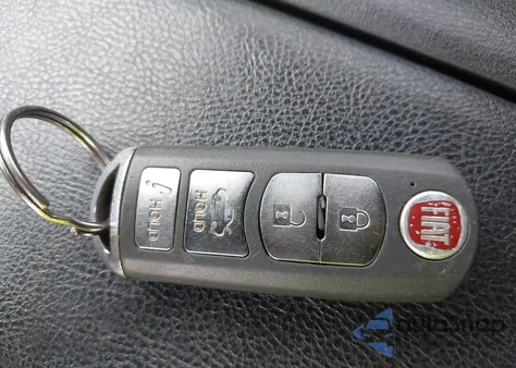 2017 Fiat 124 Spider Classica from USA, damaged, VIN JC1NFAEK5H0106845